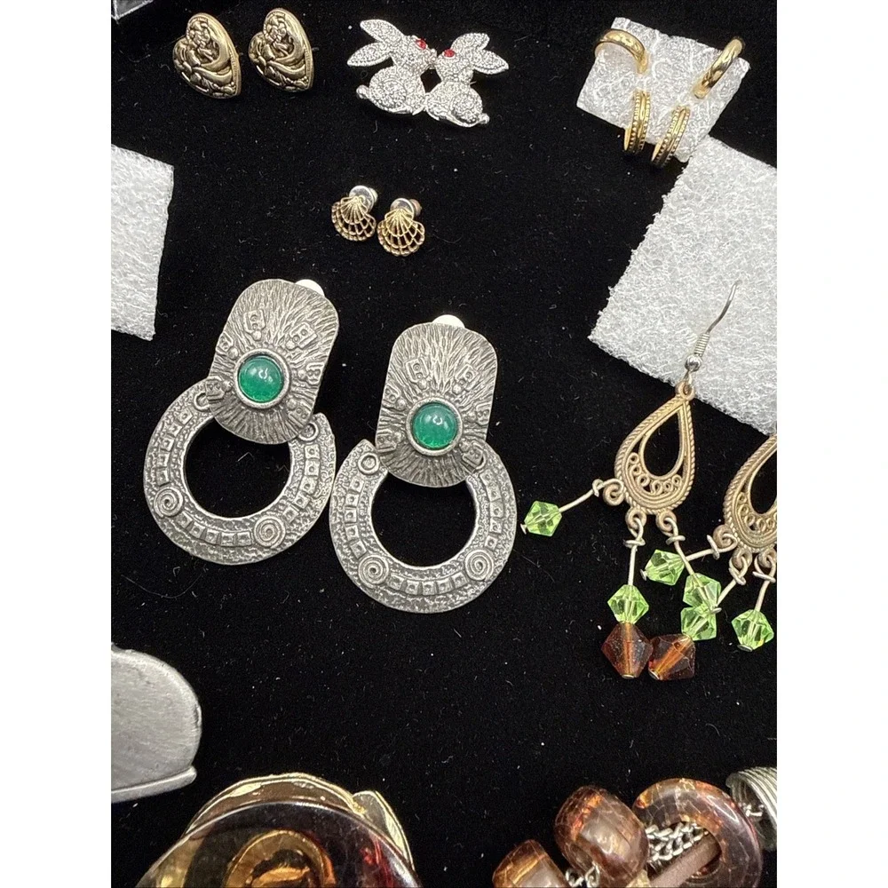 Vintage Lot of 11+ Necklaces, Earrings, Brooches